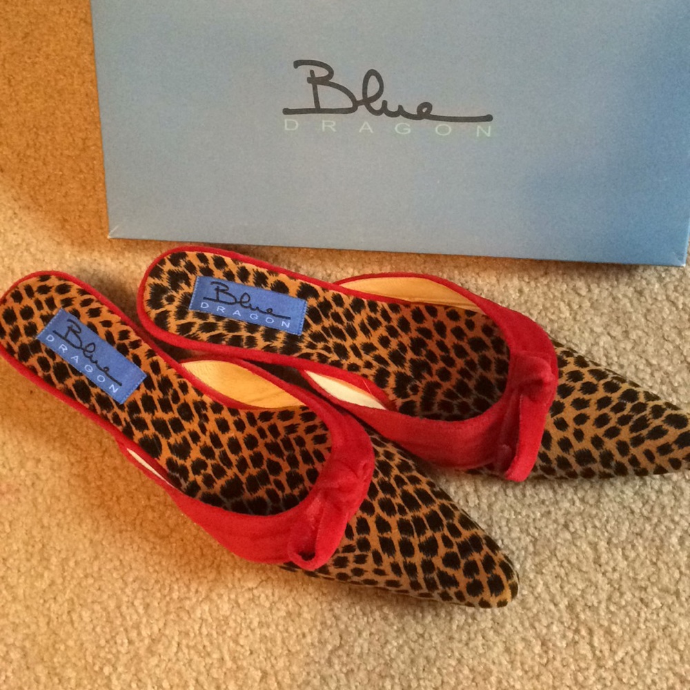 Blue Dragon mules